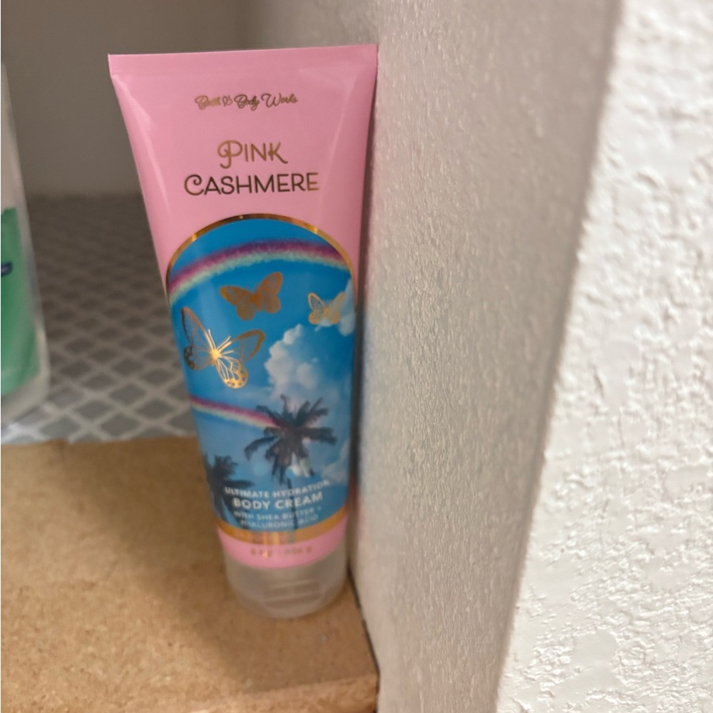 Bath & Body Works Pink Cashmere Body Cream with Blue Accents